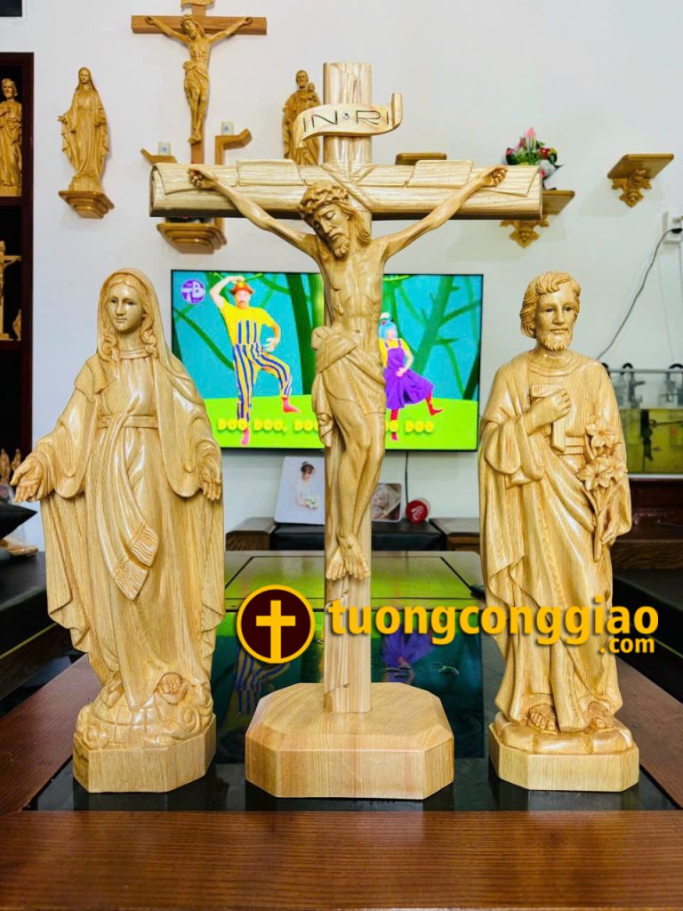 Bộ tượng Công giáo Ba Đấng bằng gỗ cao 40cm, thánh giá 55cm