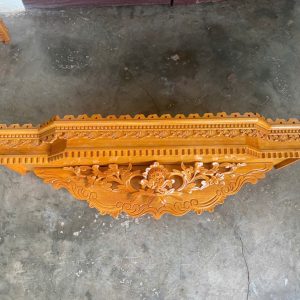 Kệ bàn thờ Thiên Chúa bằng gỗ pơ mu 80x30cm