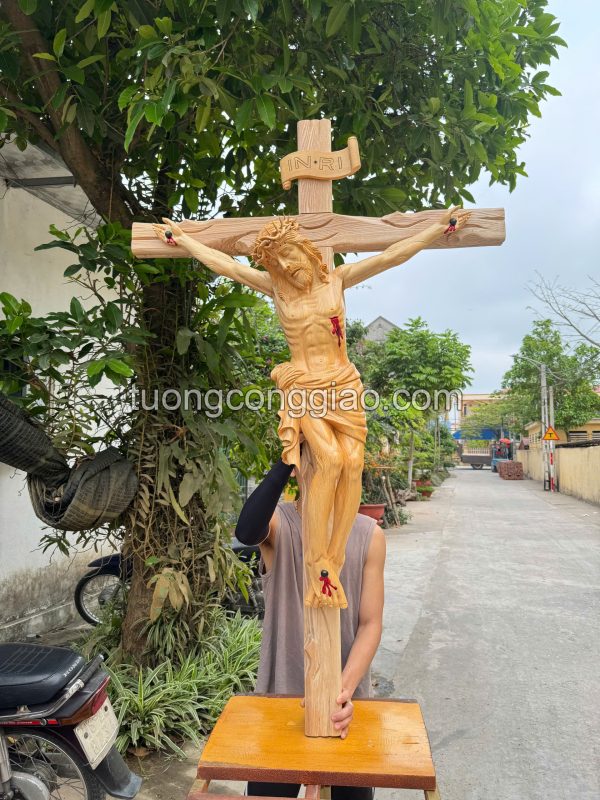 Tượng Chúa chuộc tội cao 90cm, thánh giá 150cm