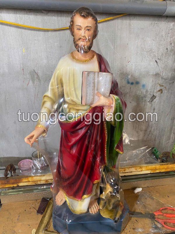 Tượng Thánh Luca chất liệu composite cao 70cm