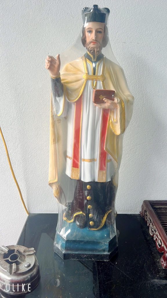 Tượng Thánh Phanxicô Xaviê cao 50cm Tượng Thánh Phanxicô Xaviê cao 50cm