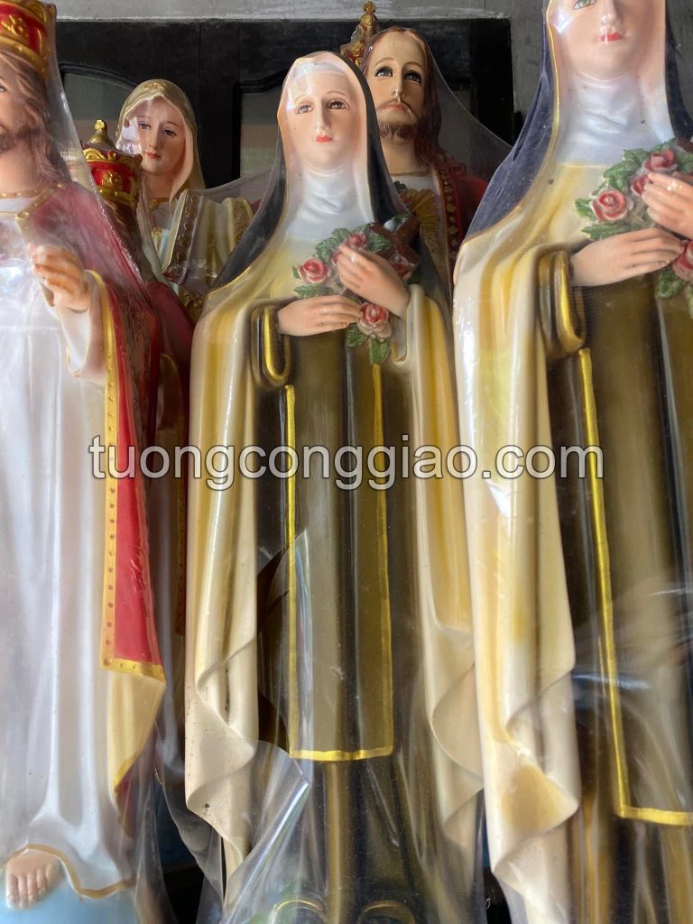 Tượng Thánh Têrêsa cao 40cm bằng composite Tượng Thánh Têrêsa cao 40cm bằng composite