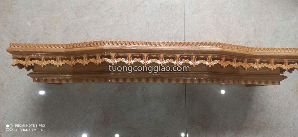 Bàn thờ Chúa thiết kế đơn giản 80x30cm