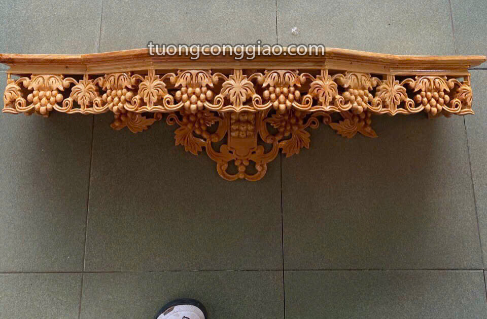 Bàn thờ Công giáo viền họa tiết nho 90x30cm Bàn thờ Công giáo viền họa tiết nho 90x30cm