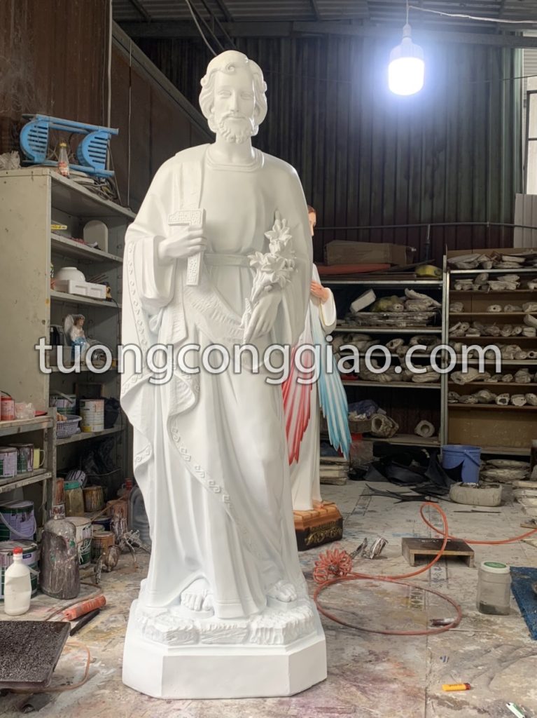 Tượng Thánh Giuse cao 1m8 sơn màu trắng cao 1m8