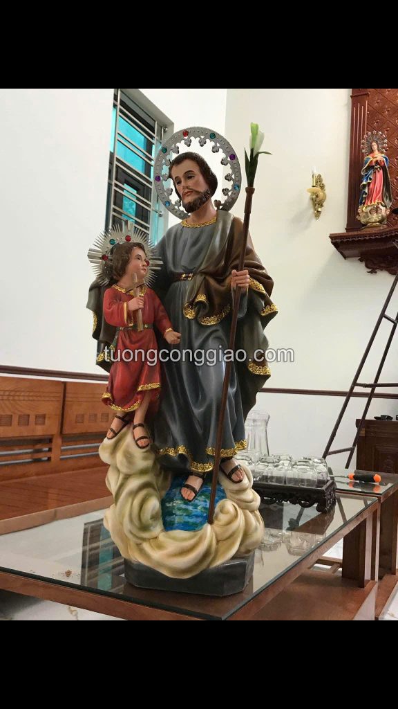 Tượng Thánh Giuse và Chúa hài đồng bằng gỗ sơn màu cao 60cm